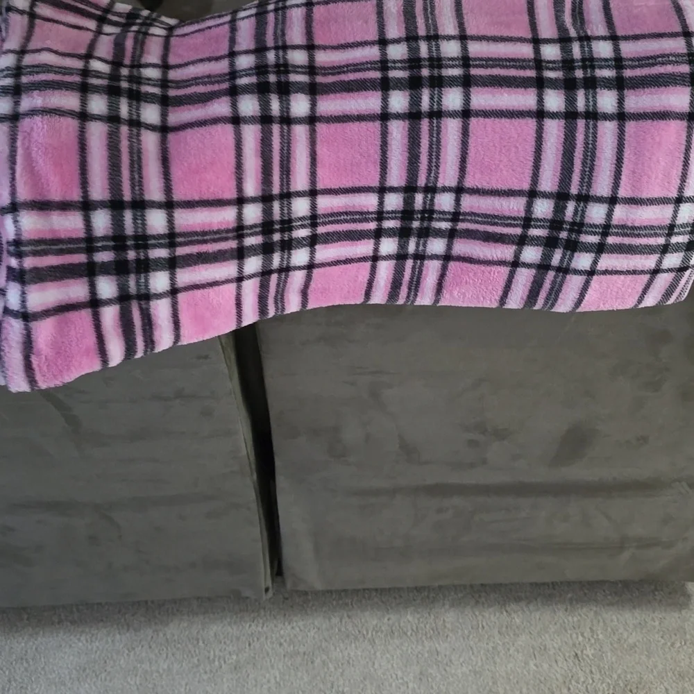 Pink Plaid Blanket 60 Inches X 96 Inches